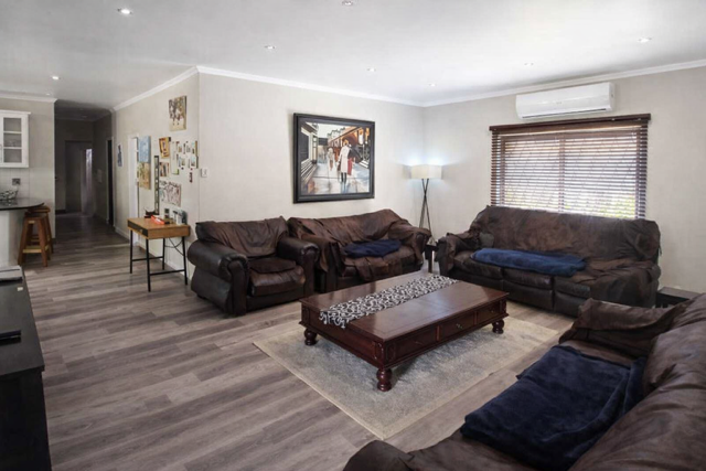 5 Bedroom Property for Sale in Vryburg North West